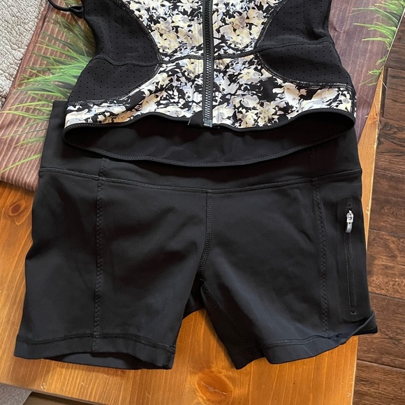 **SOLD** Lululemon | Run: Fast Track Shorts - Picture 3 of 9